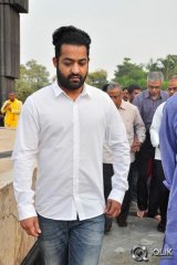 NTR Family Visit to NTR Ghat 2016